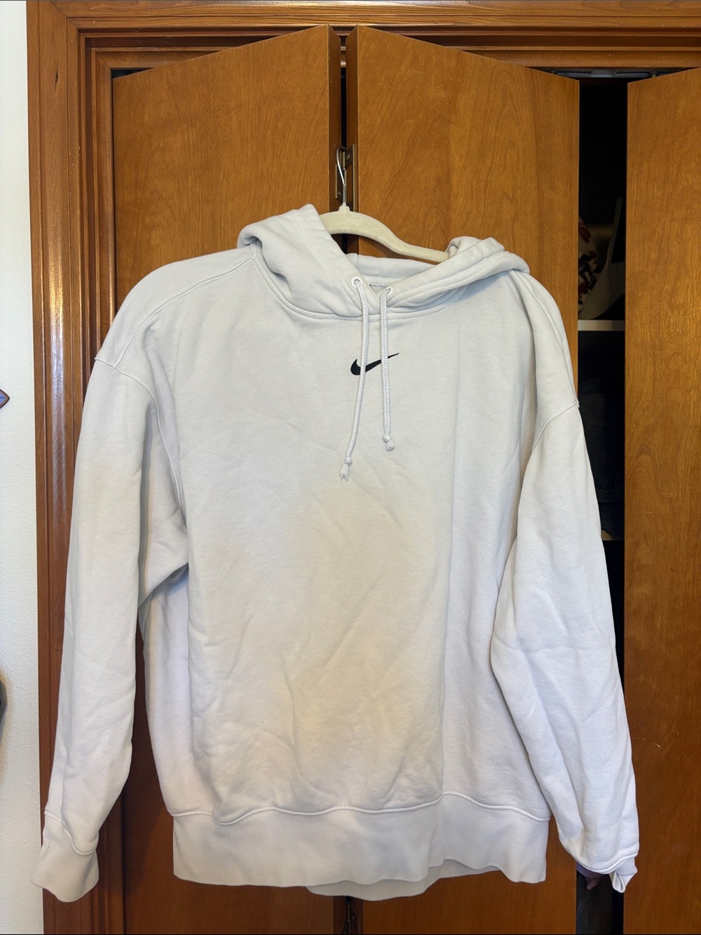 Nike women’s white Hoodie